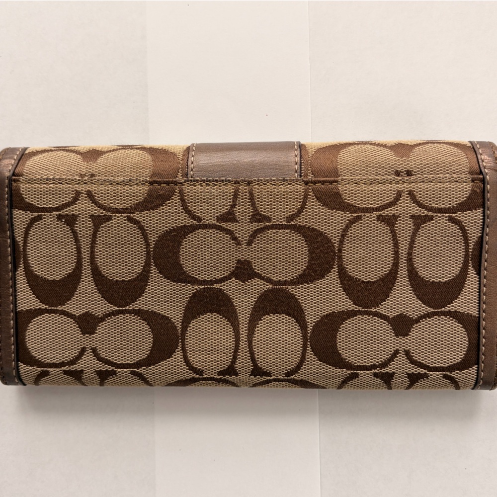 Coach Brown Signature Wallet - Picture 5 of 9
